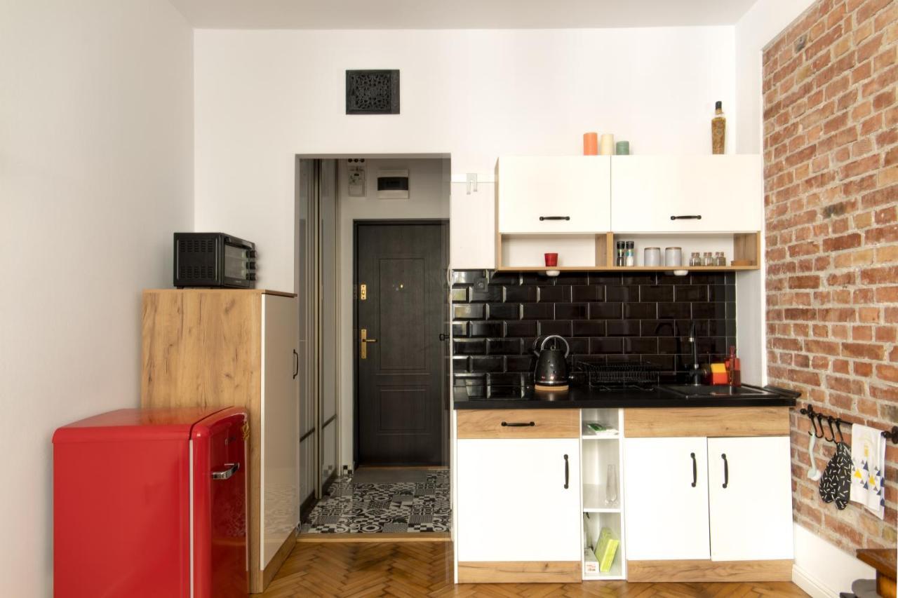 Poznanska Apartament Studio Apartment วอร์ซอ ภายนอก รูปภาพ