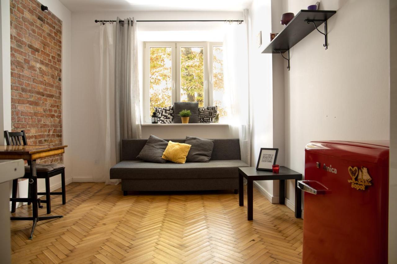 Poznanska Apartament Studio Apartment วอร์ซอ ภายนอก รูปภาพ